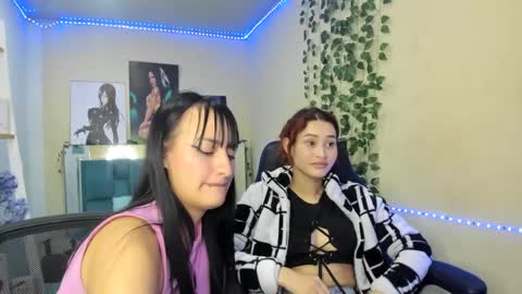 Snapshot of sarah_ramirez777 chatting on 02.06.25 Sarah Ramirez online show from 02.06.25