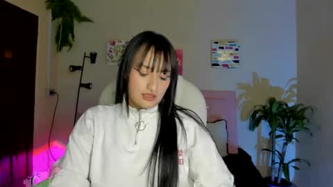 Snapshot of sarah_ramirez777 chatting on 02.17.25 Sarah Ramirez online show from 02.17.25