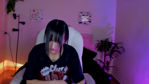 Snapshot of sarah_ramirez777 chatting on 03.06.25 Sarah Ramirez online show from 03.06.25