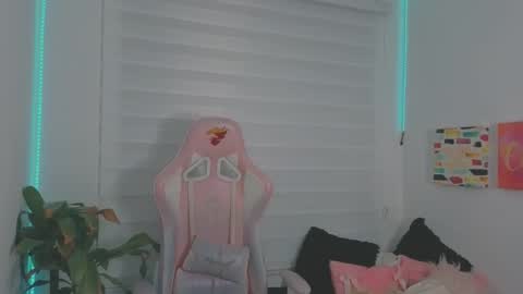 Sarah Ramirez online show from 09.18.25