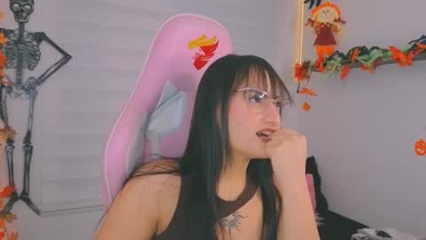 Sarah Ramirez online show from 10.24.25