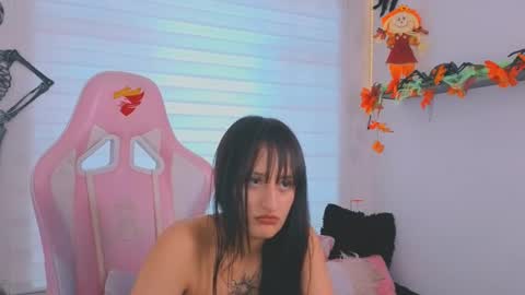 Sarah Ramirez online show from 10.27.25