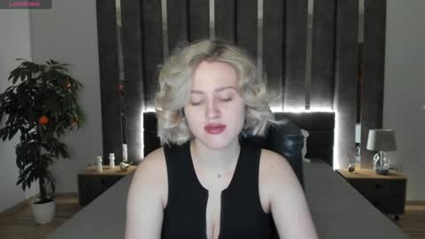 Sarah online show from 12.16.24