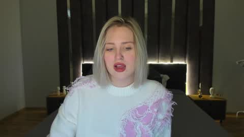 Sarah online show from 12.31.24