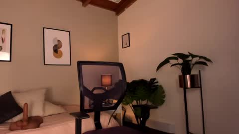   online show from 12.14.24