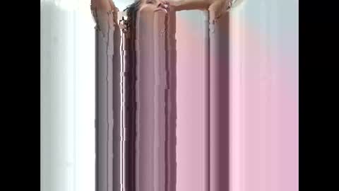 Snapshot of sarahdellisonn chatting on 10.23.25 sarahdellisonn online show from 10.23.25