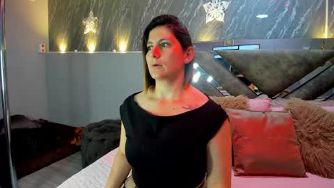 Sarah Deyvis online show from 02.09.26