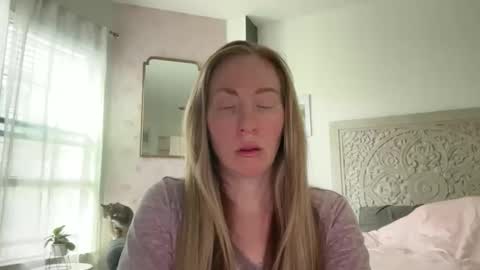 Sarah online show from 04.11.26