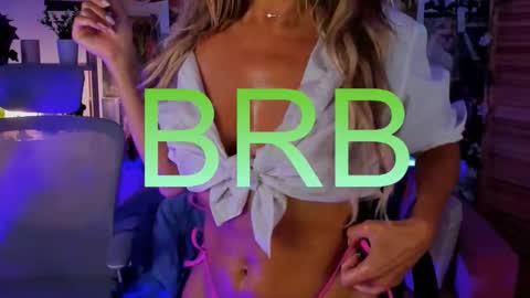 Divine Sarah NONUDE model online show from 10.25.25