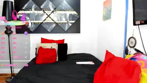  SARAHJEY     online show from 02.26.25