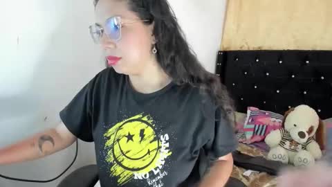 Sarah online show from 10.12.25