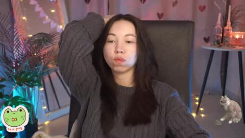 vacation 16-30 of november caucht me in insta online show from 02.17.25