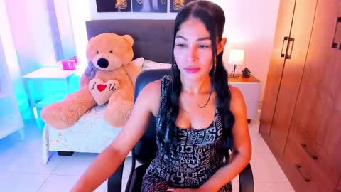 Snapshot of saralife69 chatting on 02.25.25 saralife69 online show from 02.25.25