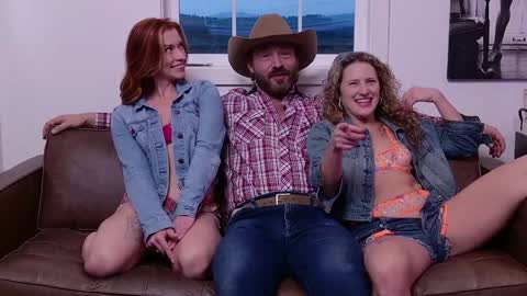 Back from Vacay  Follow for more here  online show from 03.08.25