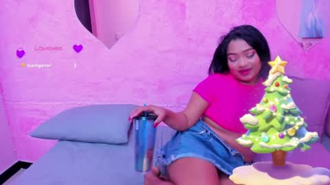 Snapshot of saramagiic chatting on 12.24.24 online show from 12.24.24