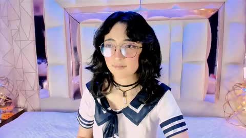 sara  online show from 11.03.25