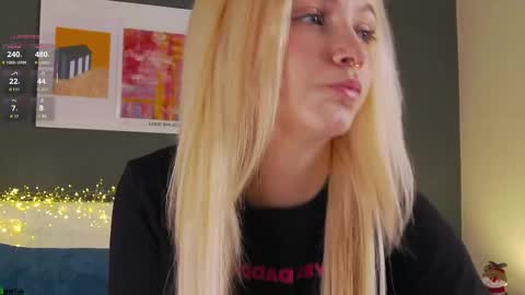 saramist online show from 12.17.25