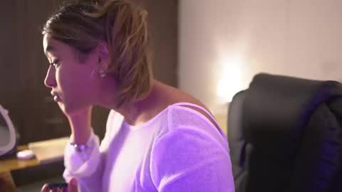 Sara online show from 09.24.25