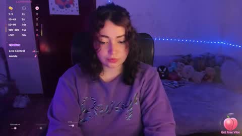 Snapshot of sarapbunny chatting on 10.27.25 Sara online show from 10.27.25