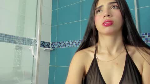  Sara  online show from 12.31.24