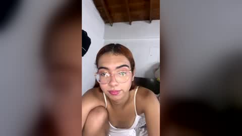 sarasaenz999 online show from 06.30.26