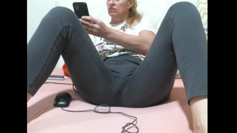 sarasexx33 online show from 02.17.25