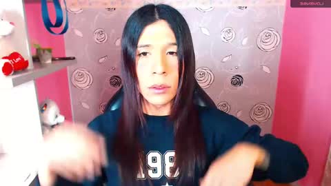 Sara Sofia online show from 02.23.25