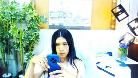 Snapshot of sarasofia44 chatting on 07.11.26 Sara Sofia online show from 07.11.26