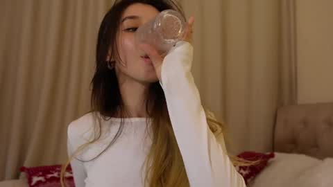 Shara online show from 01.14.25