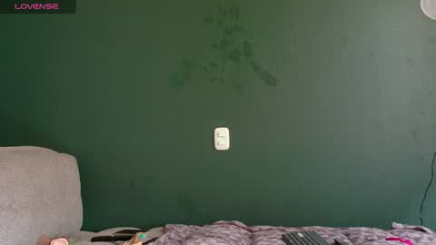 Sara Herrera online show from 04.10.26