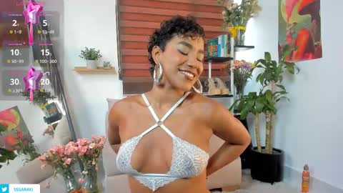 Snapshot of saray_cum chatting on 10.22.25 saray online show from 10.22.25