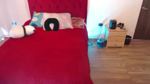 Snapshot of saray_honey1 chatting on 02.11.26 saray online show from 02.11.26