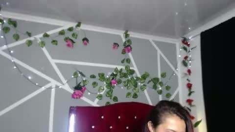 Snapshot of saray_hot202cl chatting on 12.13.24 saray_hot202cl online show from 12.13.24