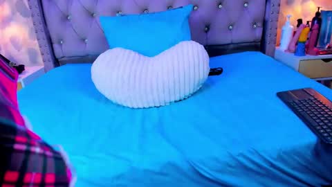 Saray online show from 09.10.25