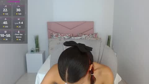 Saray Vega online show from 10.03.25