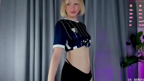 Snapshot of sarilit chatting on 06.20.26 Your Selena 3 online show from 06.20.26