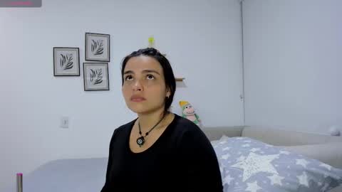 Sara Cute  online show from 11.17.25