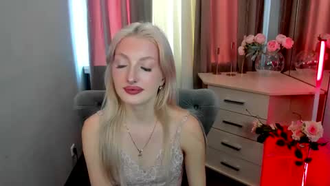 sarrah_blush online show from 09.09.25