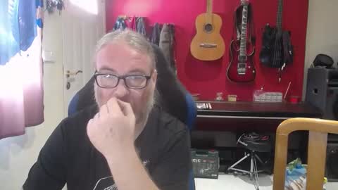 Giselle and Jay online show from 09.15.25