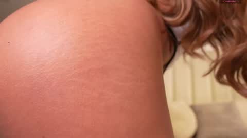 My Name Is Sara C. Welcome online show from 04.07.26