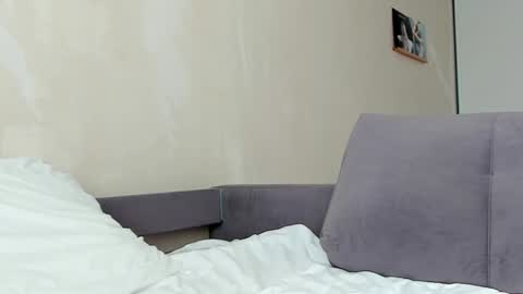 Snapshot of sasha_bell_ chatting on 09.30.25 Sasha online show from 09.30.25