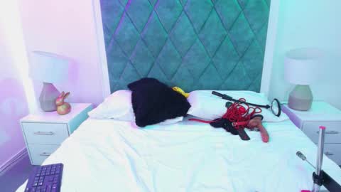 Sasha online show from 11.06.25