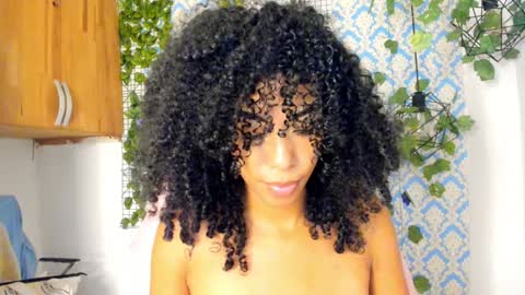 Snapshot of sasha_fox0 chatting on 12.29.24 emy online show from 12.29.24