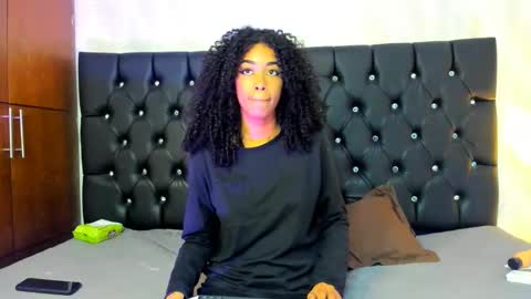 Snapshot of sasha_fox0 chatting on 03.06.25 emy online show from 03.06.25