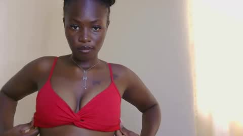 Snapshot of sasha_novah chatting on 05.25.26 Sasha online show from 05.25.26