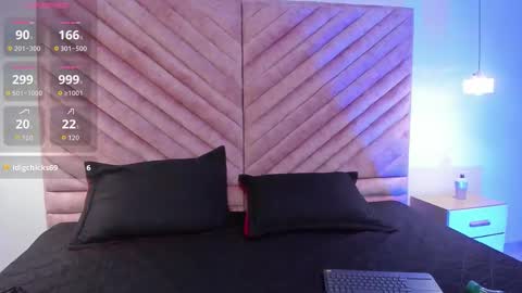 Sasha online show from 09.20.25