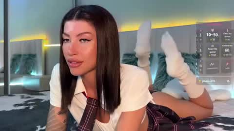 Hi everyone my name is Sasha   online show from 06.18.26