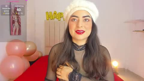 Snapshot of sashaa_petit chatting on 10.10.25 Sashaa online show from 10.10.25