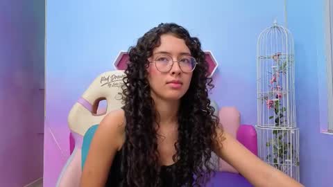 SashaMonroee  online show from 10.25.25