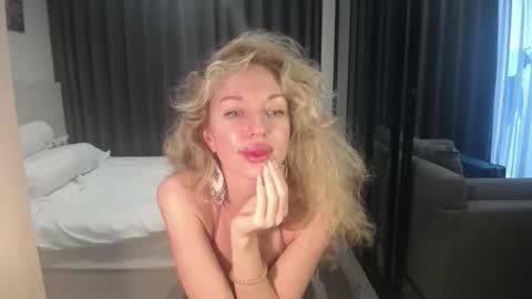 Sasha online show from 03.31.26